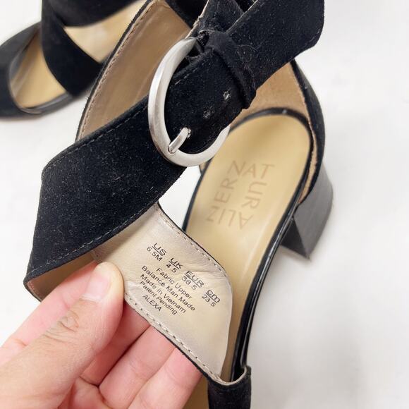 Naturalizer Womens 6.5 Black Faux Suede Alexa Strappy Sandal Chunky Block Heel - Picture 11 of 13